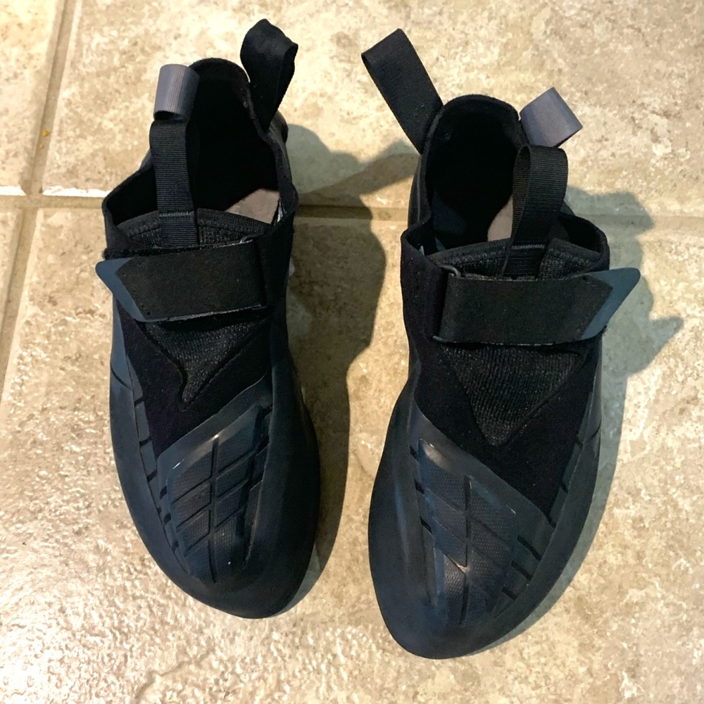 Black Diamond Shadow Climbing Shoe
